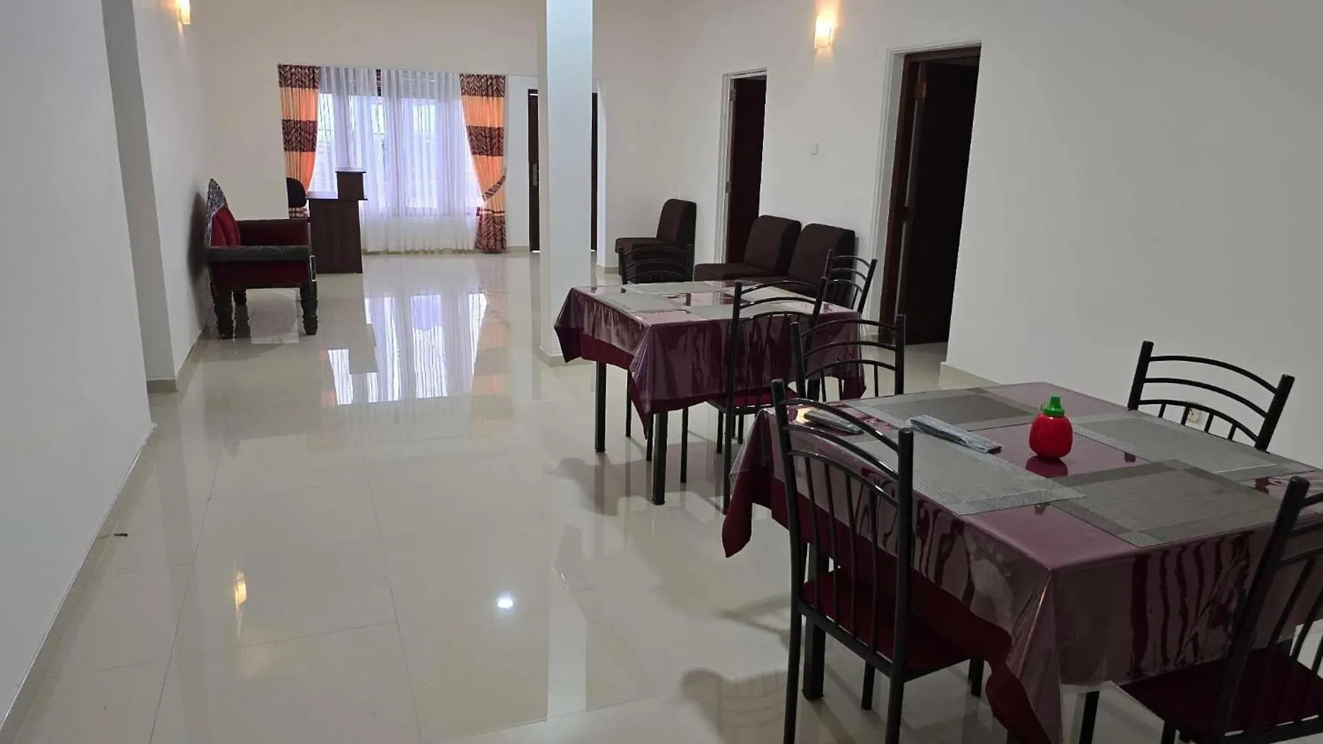Room In Guest Room - Kandy City View Mpm Guest Room - 2A2 Guest house
